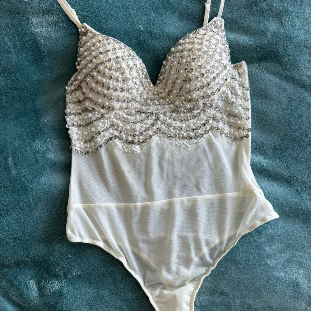 Elegant Beaded Bodysuit in Cream and Silver